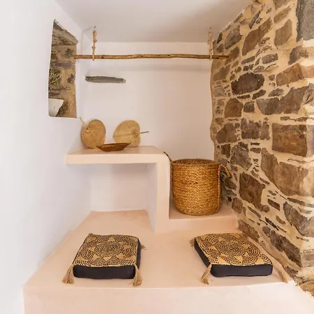 Appartement Private Pool Dame Mési